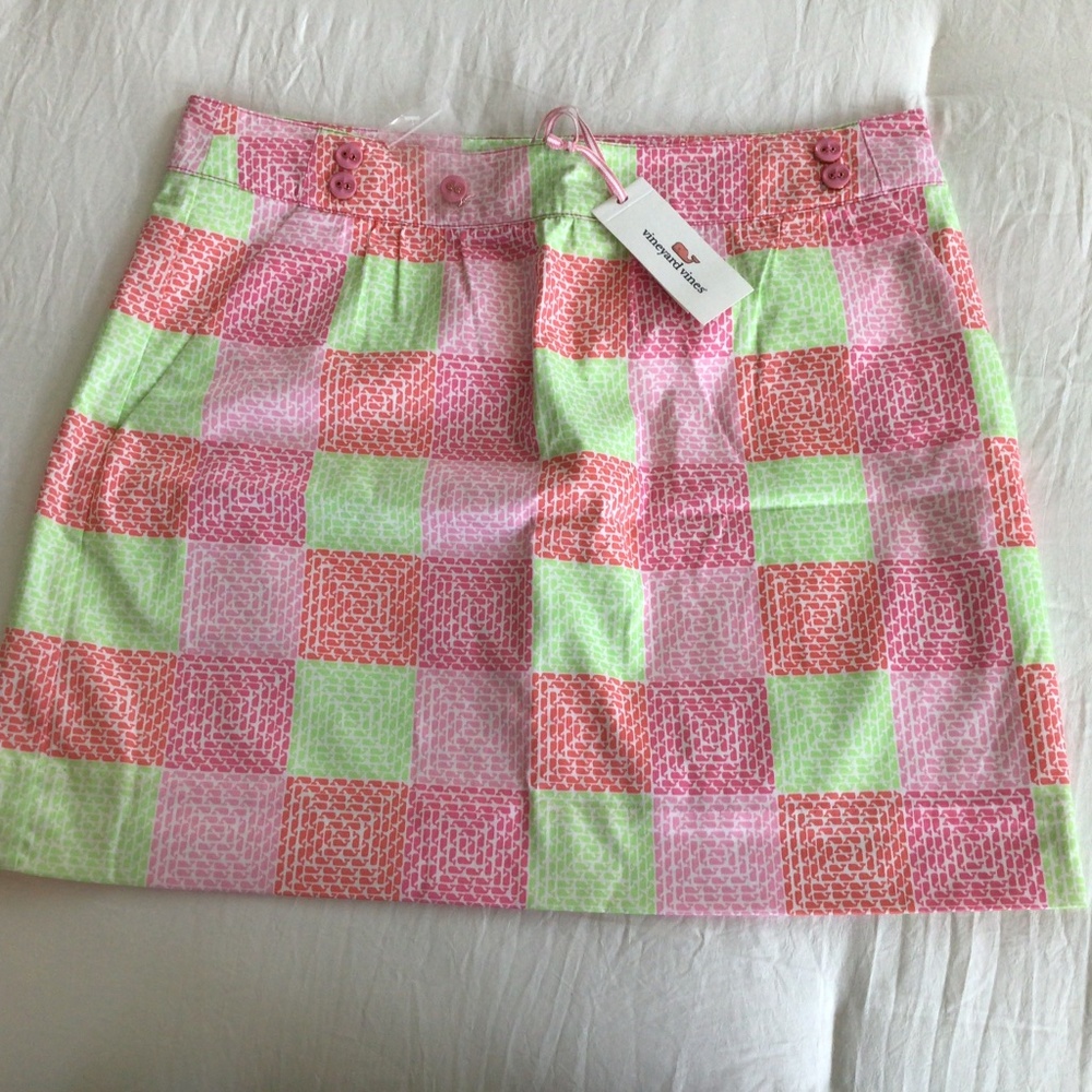 Vineyard Vines neon patchwork whale skirt, NWT with pockets